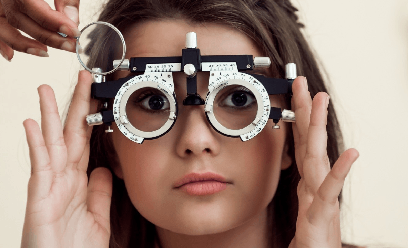  What Is Optical Lens Customization and How Does It Improve Visual Clarity?